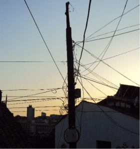 Electricity cables in Veliko Turnovo city centre (Hiteva, 2011)