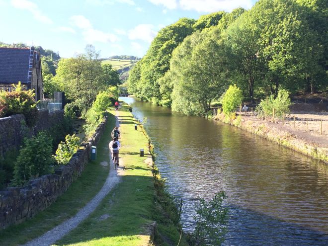 CURE members cycling along the Rochdale Canal. Photo by Gabriele Schliwa.